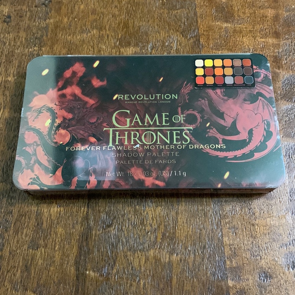 New Revolution x Games Of Thrones Forever Flawless Mother Of Dragons 🐉 Palette